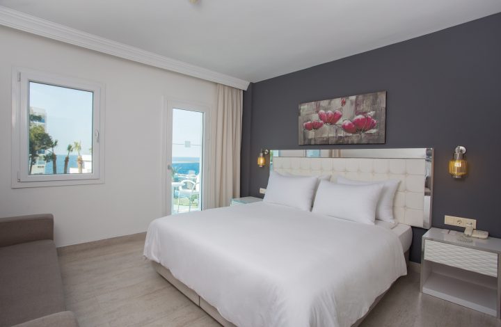 Sea View Rooms